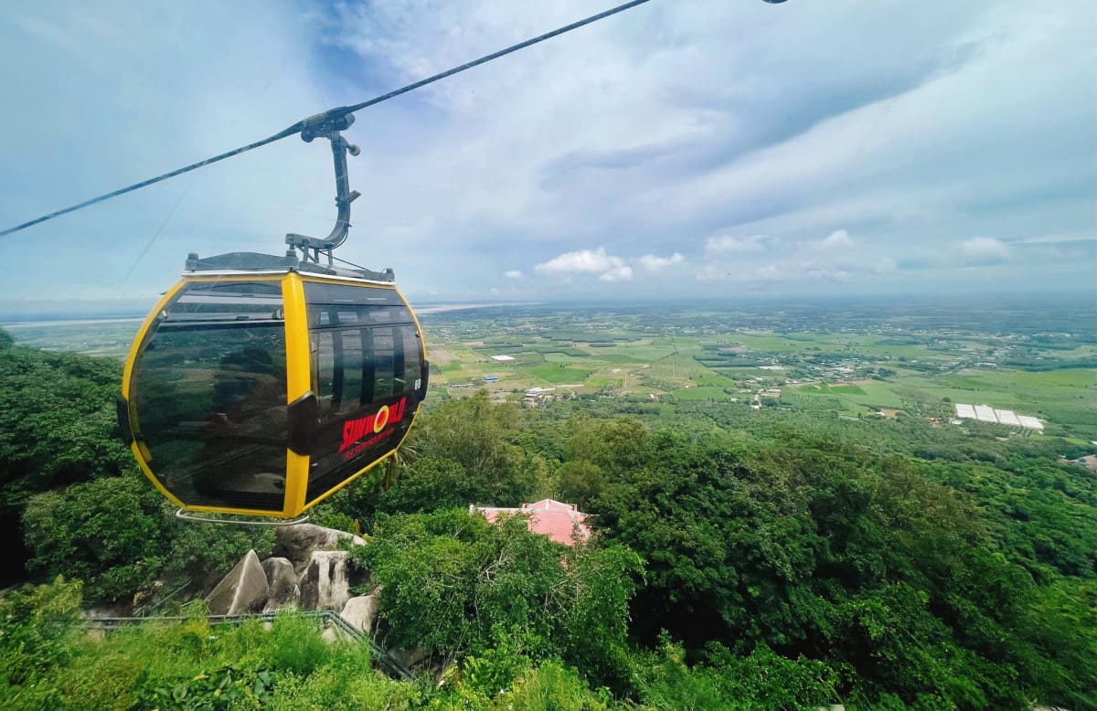 西寧一日遊｜高台教聖廟 × 巴登山靈修與自然之旅