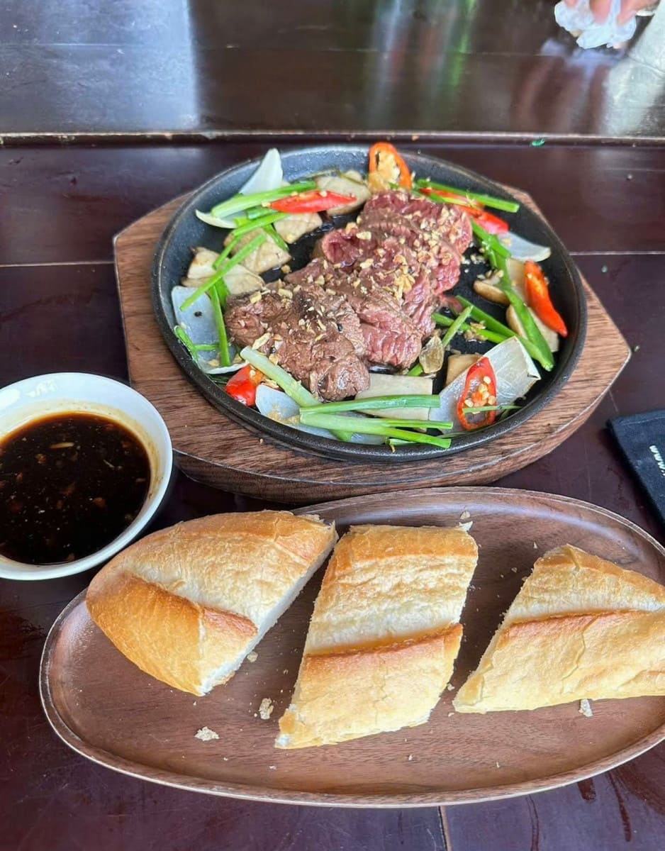 峴港美食探索3小時