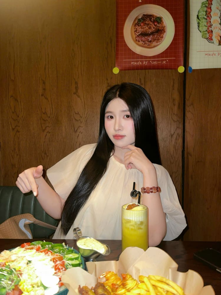 ホーチミン美女ライダー・イケメンガイド－Playful Tours 旅行