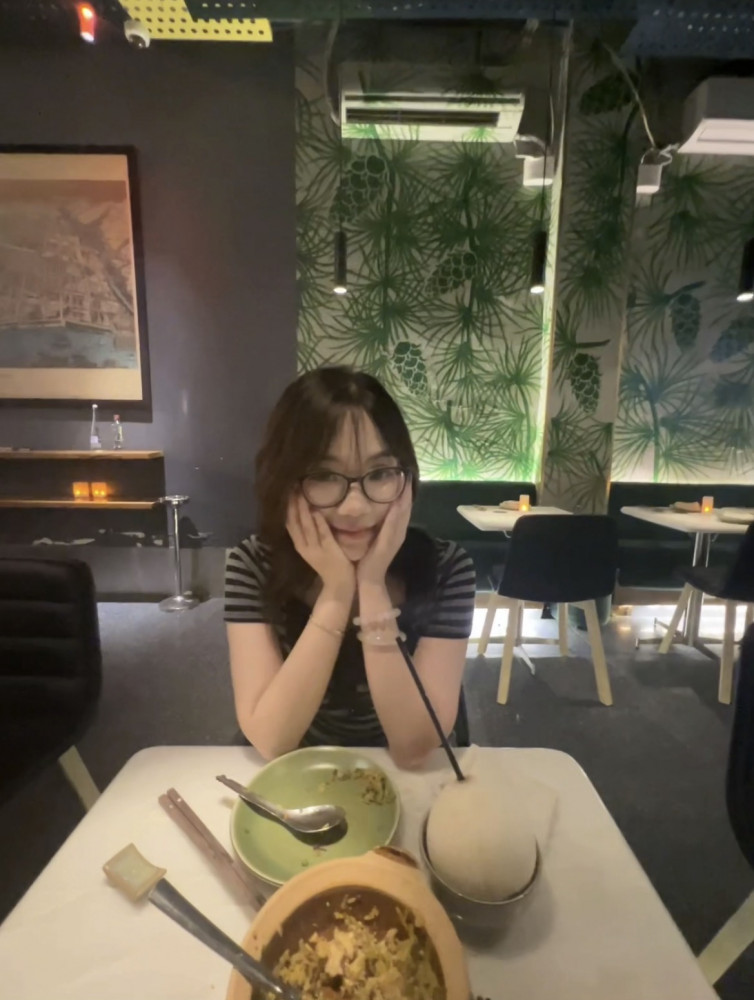 ホーチミン美女ライダー・イケメンガイド－Playful Tours 旅行