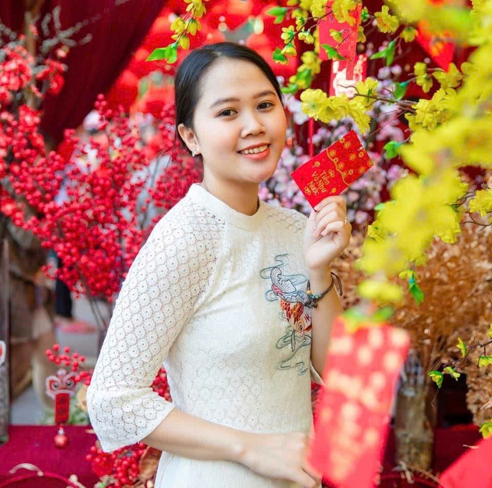 ダナン ホイアン美女ライダー・イケメンガイド－Playful Tours 旅行