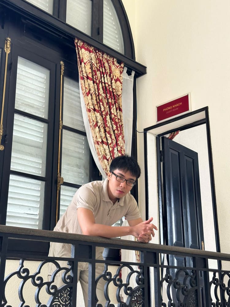 ホーチミン美女ライダー・イケメンガイド－Playful Tours 旅行