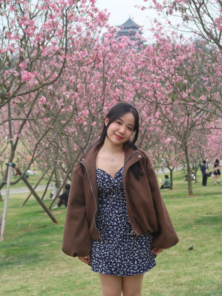 ハノイ美女ライダー・イケメンガイド－Playful Tours 旅行