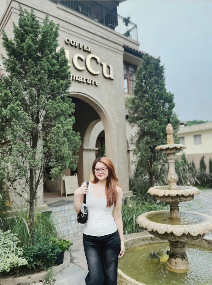 ハノイ美女ライダー・イケメンガイド－Playful Tours 旅行