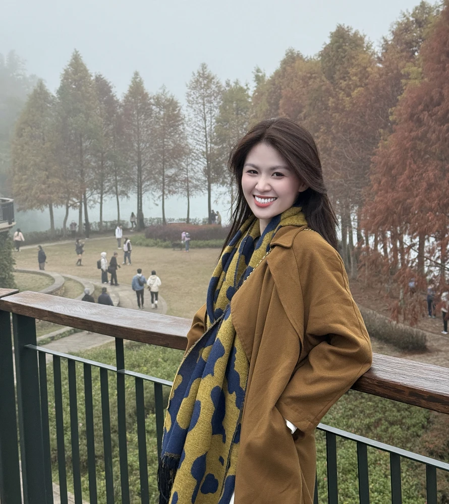ホーチミン美女ライダー・イケメンガイド－Playful Tours 旅行