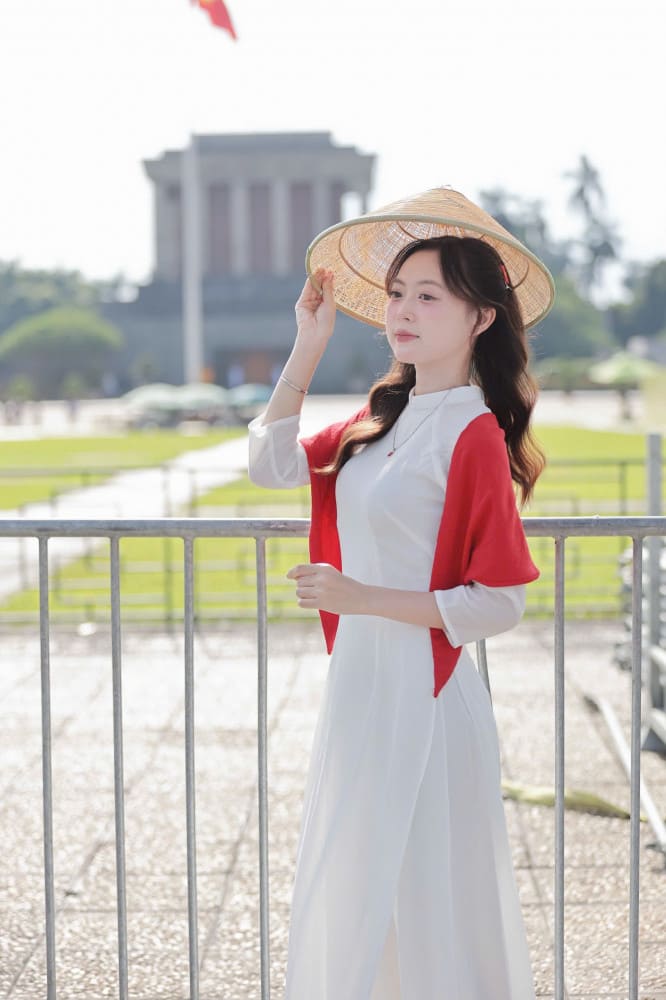 ハノイ美女ライダー・イケメンガイド－Playful Tours 旅行