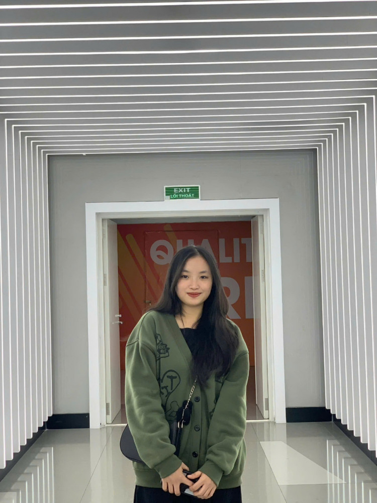 ハノイ美女ライダー・イケメンガイド－Playful Tours 旅行