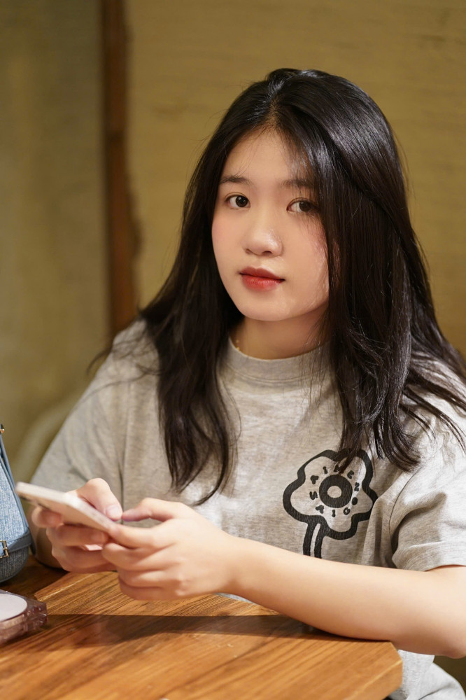 ハノイ美女ライダー・イケメンガイド－Playful Tours 旅行