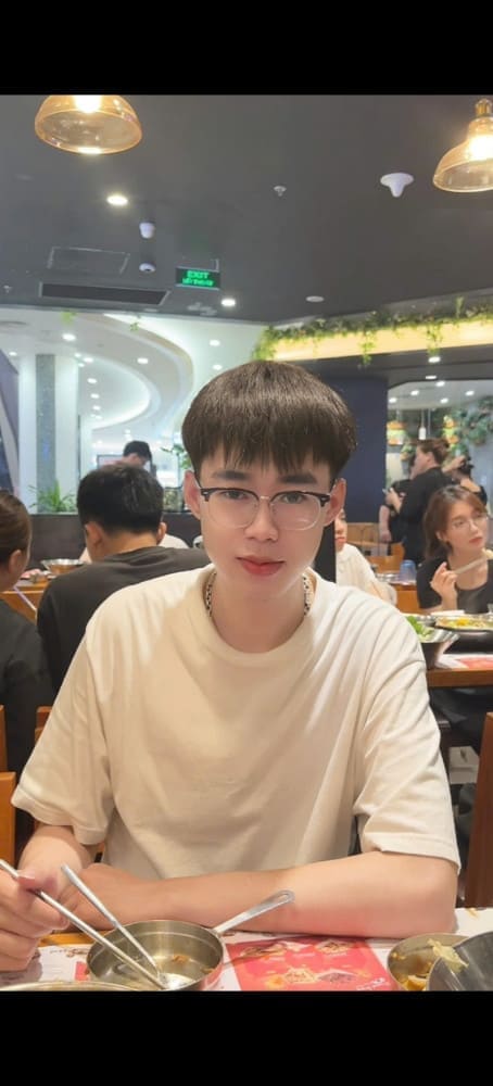 ハノイ美女ライダー・イケメンガイド－Playful Tours 旅行