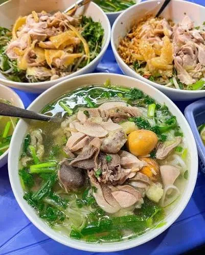 フォー・ガー・グエット(Phở Gà Nguyệt)
