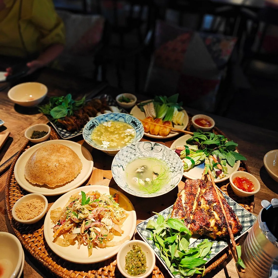 マン・モイ (Mặn Mòi)