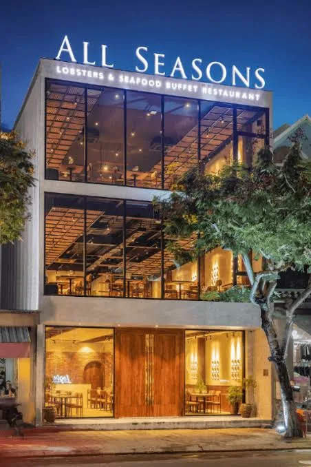 オール・シーズンズ・ビュッフェ・ダナン (All Seasons Buffet Da Nang)