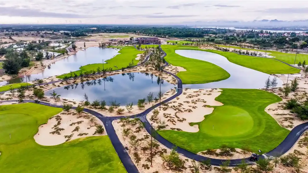 ブルー・ダイヤモンド・ゴルフ・リンクス (Blue Diamond Golf Links)