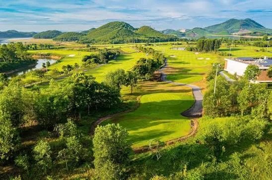ムオン・タイン・ディエンラム・ゴルフ (Muong Thanh Dien Lam Golf)