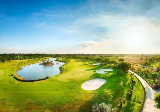 クアロ・ゴルフ・リゾート (Cua Lo Golf Resort)