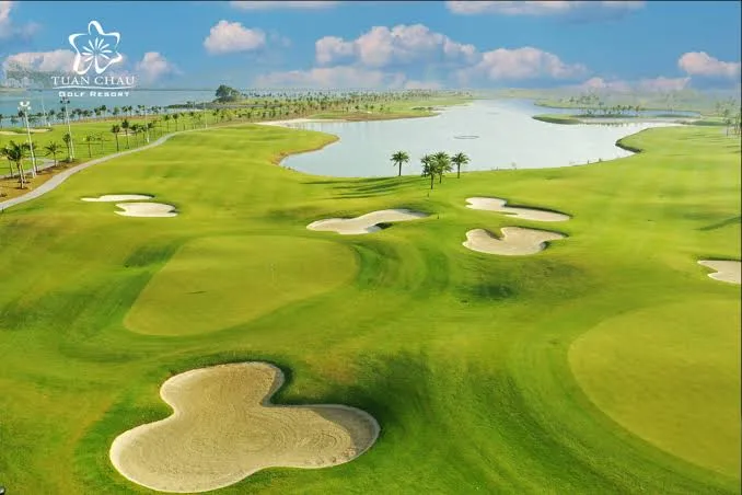 トゥアンチャウ・コルフリソート (Tuan Chau Golf Resort)