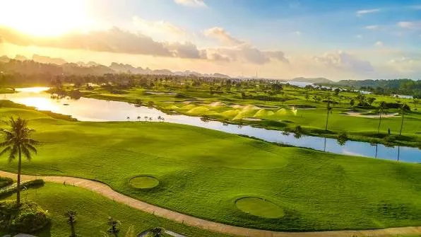 ソノ・フェリーチェ・カントリークラフ・ハイフォン (Sono Felice Country Club Hai Phong)