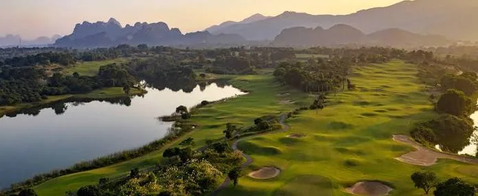 スカイ・レイク・ゴルフ＆リゾート (Sky Lake Golf & Resort)