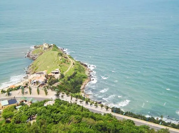キンフォン岬 (Mui Nghinh Phong)