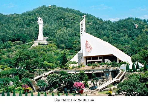 ハイサウ聖母巡礼地 (Den Thanh Duc Me Bai Dau)